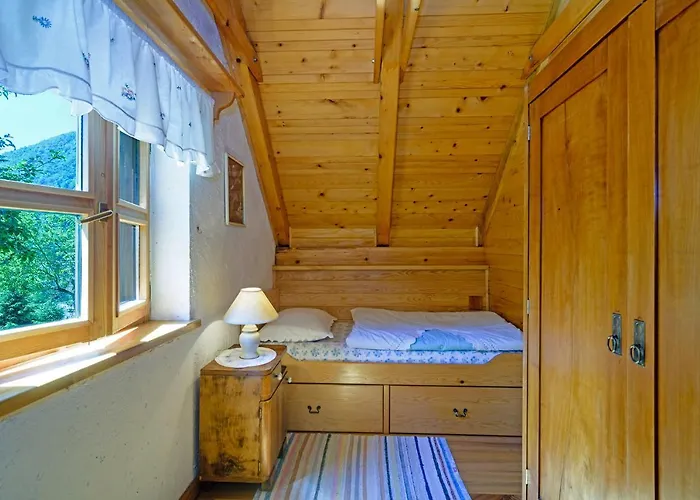 Osmak In Gusti Laz Tatil Evi *